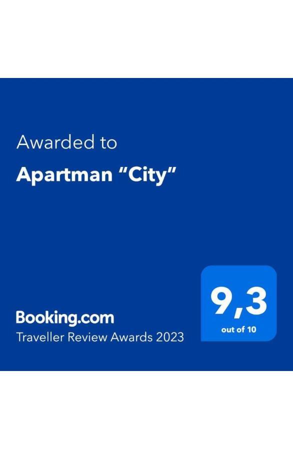 شقة Apartman “City” بيهاتش المظهر الخارجي الصورة